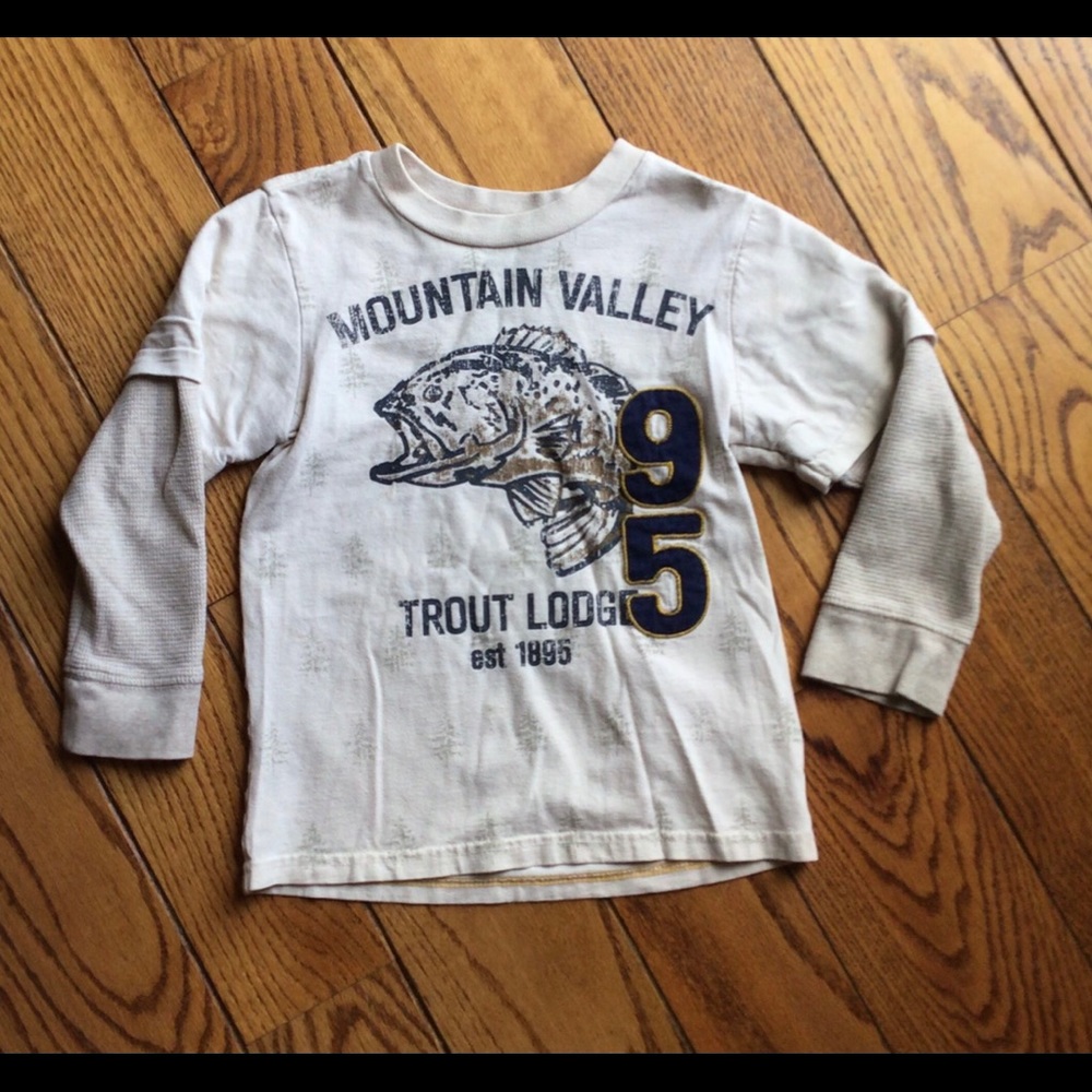 OshKosh long sleeve T-shirt